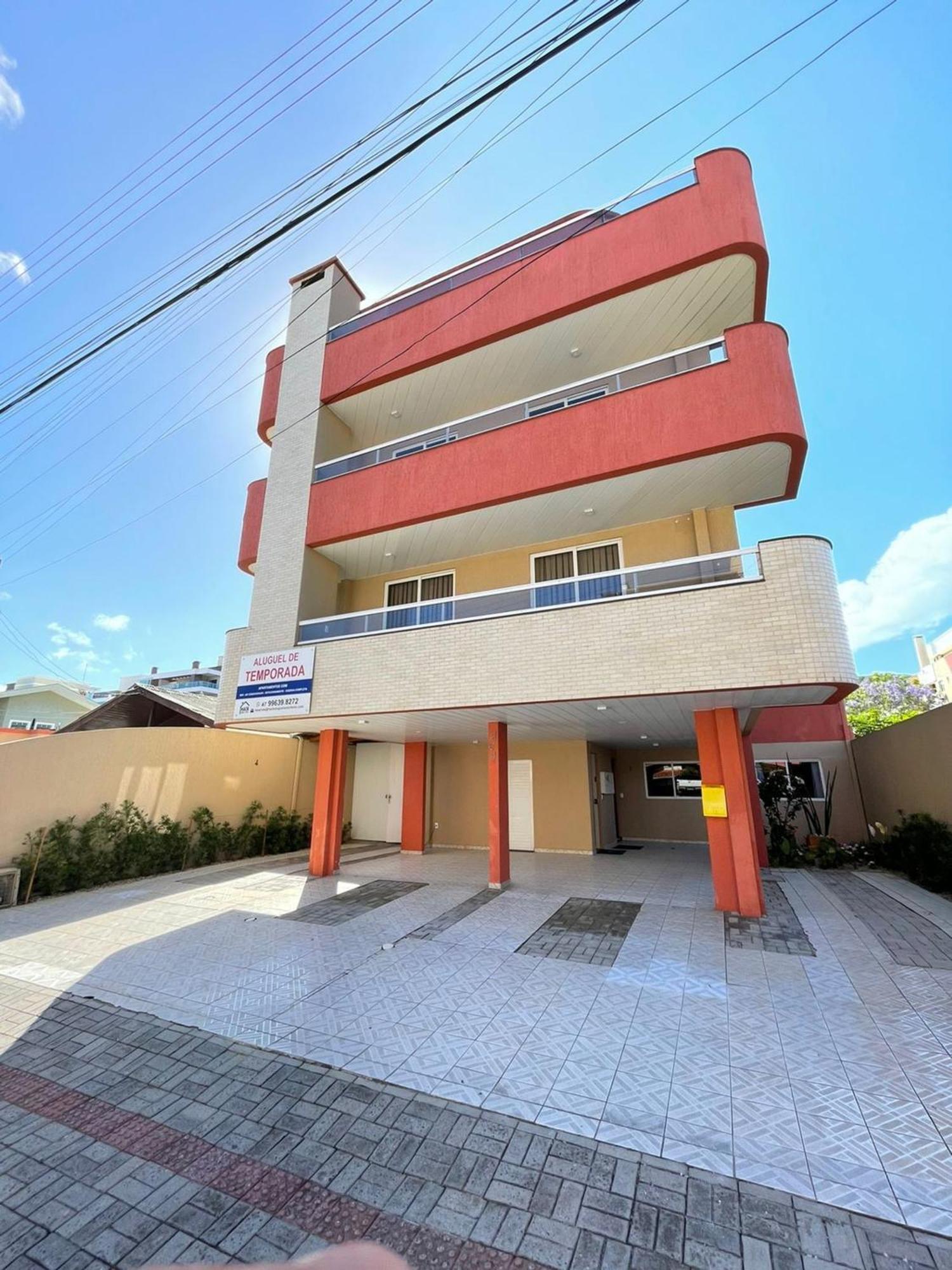 Residencial 364 - Localizacao Privilegiada A 5min Da Bombinhas