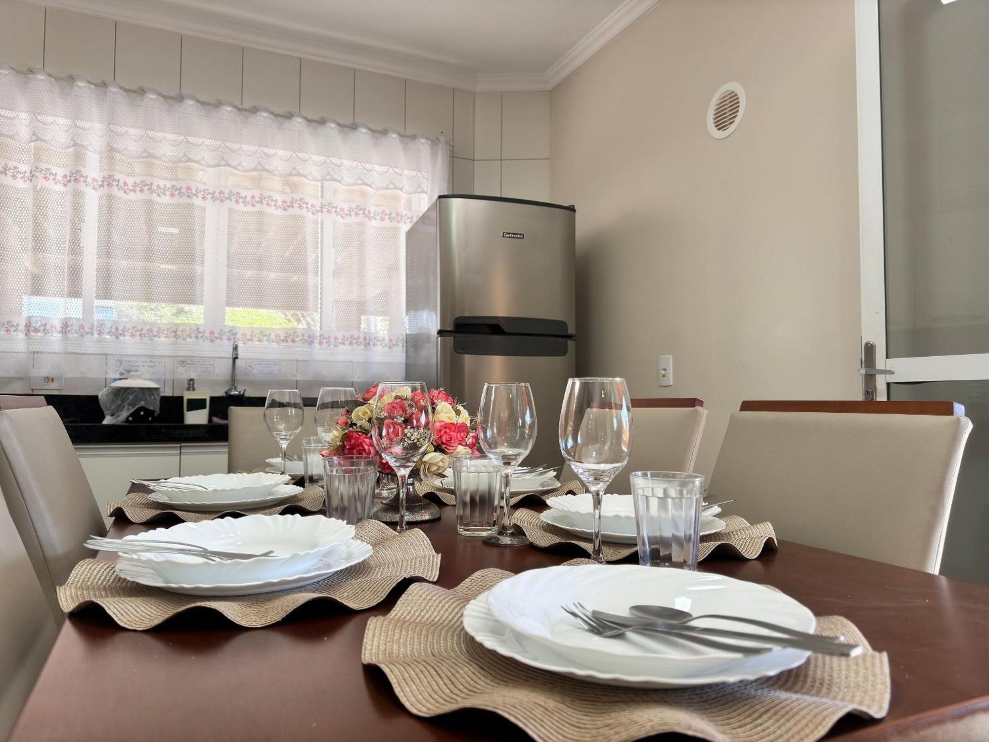 Residencial 364 - Localizacao Privilegiada A 5min Da Bombinhas